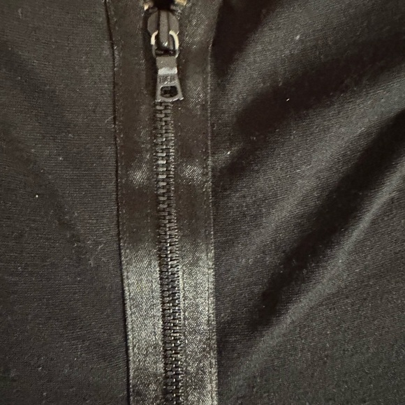 Alice + Olivia Black Peplum Top – Vintage Pre-2010, Gently Worn - Picture 3 of 6